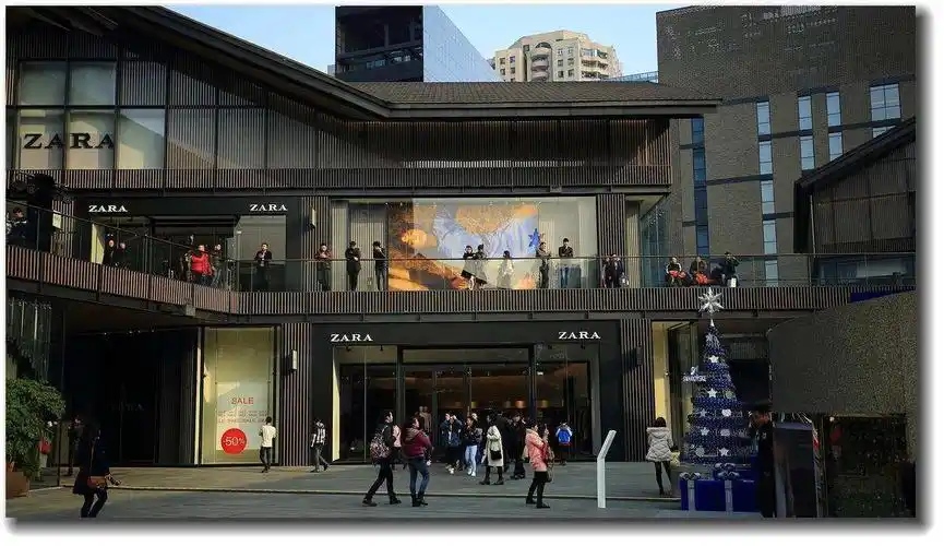 快你最喜欢的人这个周末跟我去成都吧