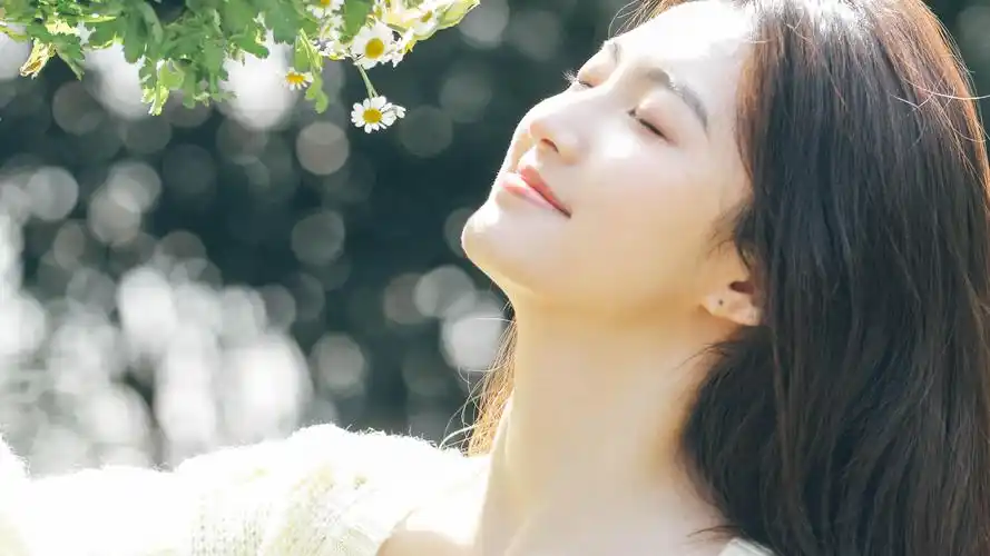 小姐姐清新淡雅气质唯美图片人物