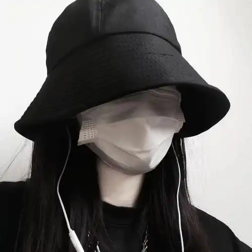 好看的人物头像女生挡脸(真人好看头像女生挡脸)-中纳网