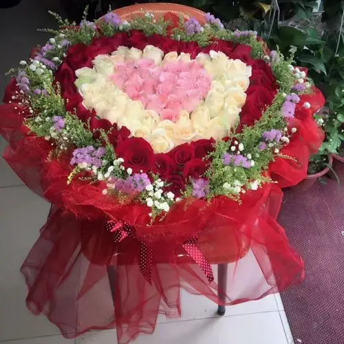 七夕深圳图片|99朵红玫瑰七夕深圳意思|99朵红玫瑰七夕深圳包装|价格