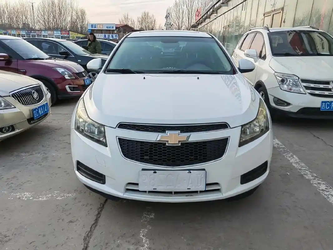 12年9月雪佛兰科鲁兹 1.6自动高配.12年9月雪佛兰科鲁 - 抖音