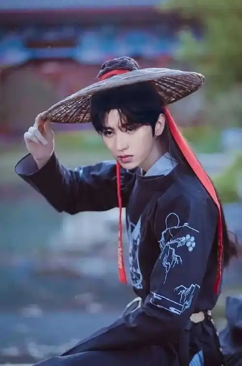 蔡徐坤古装p图造型合集!真的太仙了!_腾讯新闻