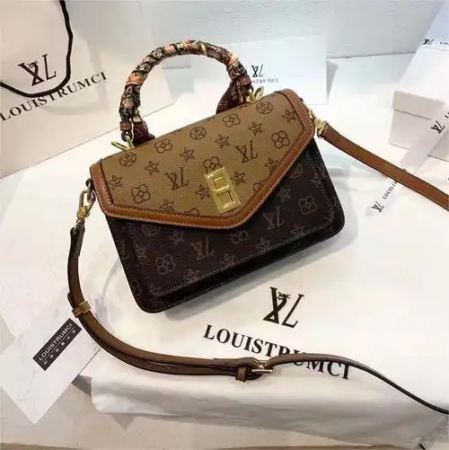 路易卡迪女包新款邮差包包【2022新款】路易传祺感时尚百搭女包气质