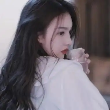 qq女生冷傲霸气头像图片