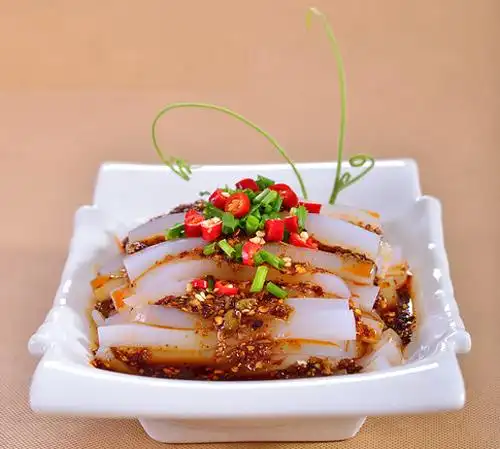 四川名小吃伤心凉粉做法