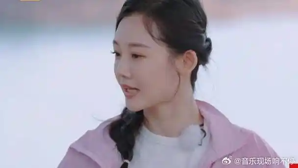 苗苗自爆曾经喜欢过一个男孩十几年!