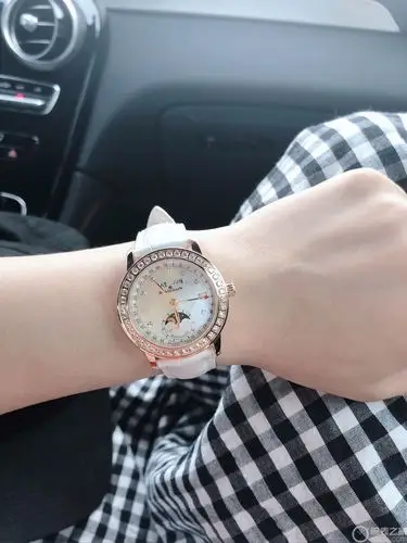 喜提宝珀月亮美人儿!