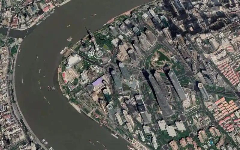 从卫星地图看上海摩天大楼一望无际像未来之城不愧是一线城市