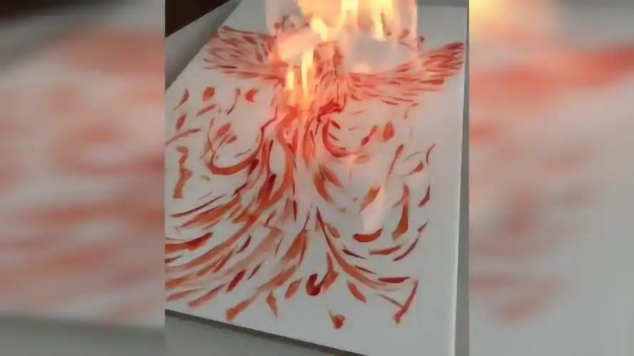 浴火重生的凤凰