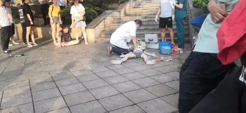 新余一男孩在北湖公园溺水身亡!