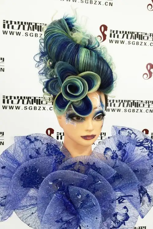 2018年omc世界美发协会大赛晚宴盘发作品