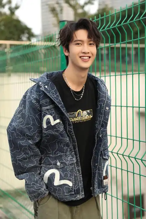 陈宥维个人资料(陈宥维延禧攻略被熟知男团选秀走红)