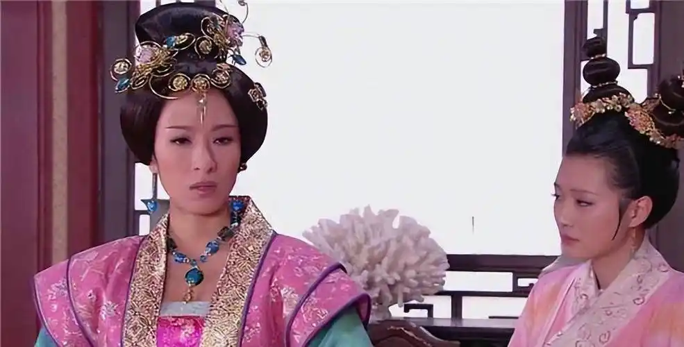 明宪宗晚年感叹膝下无子,太监扑通跪倒:您儿子6岁了,在冷宫里