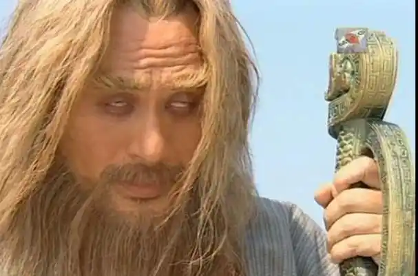 倚天屠龙记》中,杀人成魔的人,除了成昆,我想排的上名号的,也包括金毛