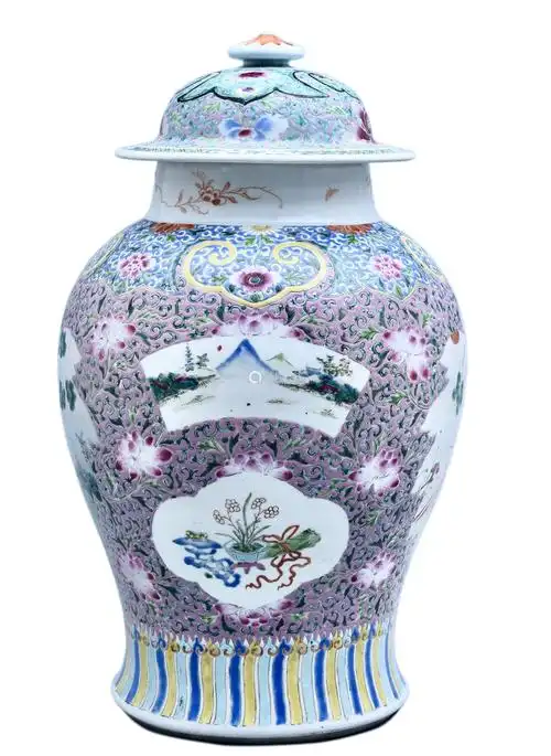 清雍正粉彩开窗将军罐