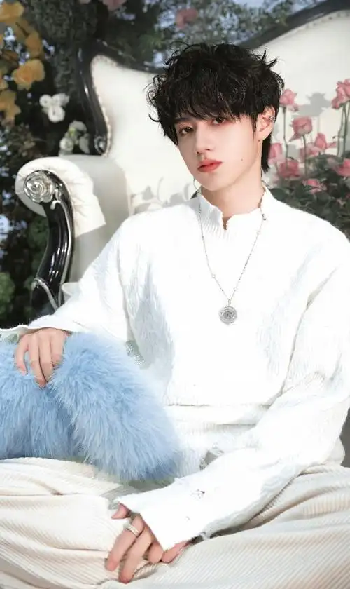 六年的感情比不过比赛的规则#三代唯一断层top和队长朱志鑫粉丝的