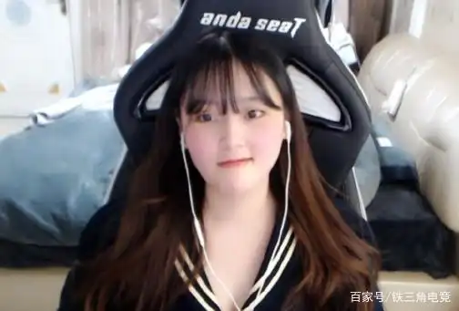 都说萌面酥是"第一个乔碧萝"?看她翻车照vs近照:一胖毁所有