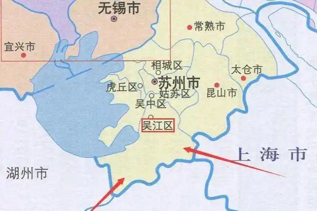 地处苏,浙,沪三省市交界处,是江苏省唯一同时和浙江省,上海市接壤的