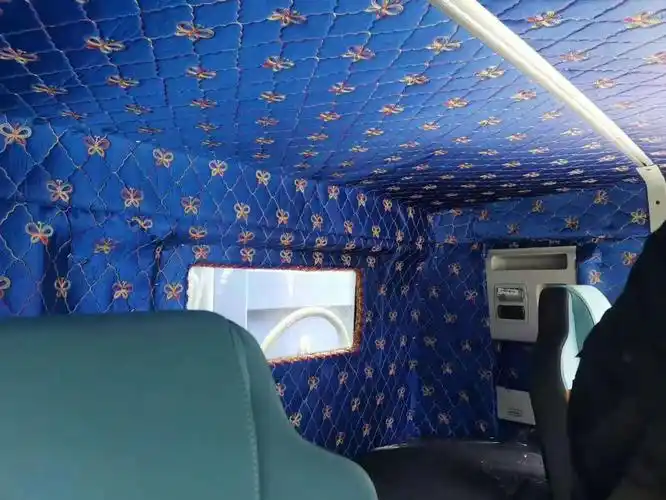 大货车内饰车顶装饰驾驶室车包顶棚布适用于解放j6p吊穗装潢 轻卡套餐