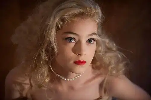 安娜玛丽亚·沃特鲁梅 anamaria vartolomei的图片