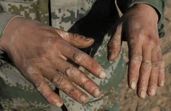 军人的这些刻苦训练你知晓几分看完你就知道