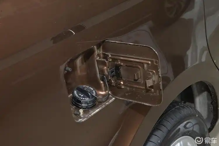 【五菱宏光s2014款1.5lmt标准型油箱盖汽车图片-汽车图片大全】-易车