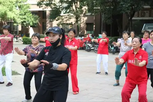 【魅力宝华文明先行】名泉春晓社区开展多样活动,共渡浪漫七夕