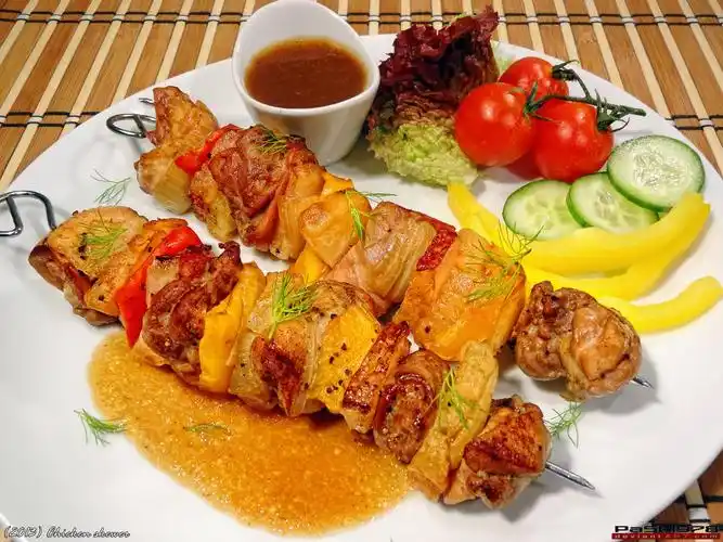 chicken skewer by past1978