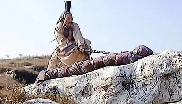 君子报仇,十年不晚,伍子胥掘墓鞭尸楚平王