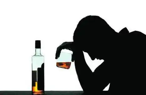 一醉解千愁是不可能,教你酒后身体不适该怎么处理