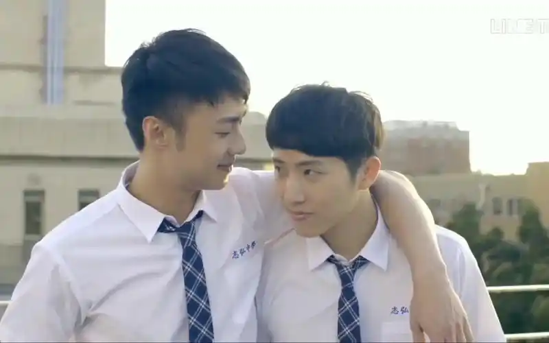 history2越界大结局兄弟天台吻剪辑