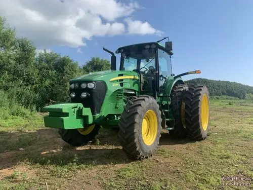 出售约翰迪尔2204