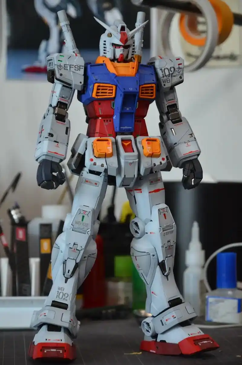 pgu 78元祖高达喷涂范例.百看不腻的78,最好的pg高达 - 抖音