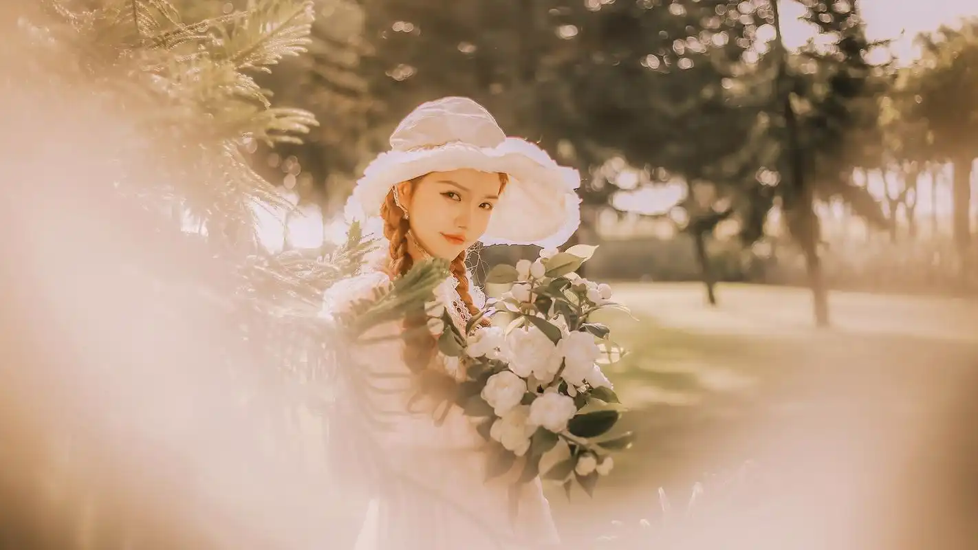 唯美花与少女写真高清宽屏桌面壁纸