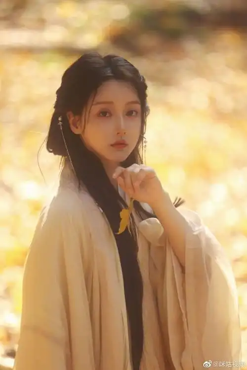 姜贞羽古风写真