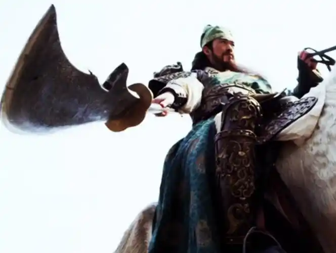 武圣关公的标志性武器青龙偃月刀