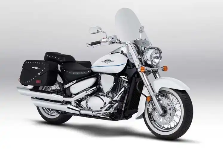 两款经典巡航摩托回归,铃木2024款车型再公布,只是欠缺一些诚意