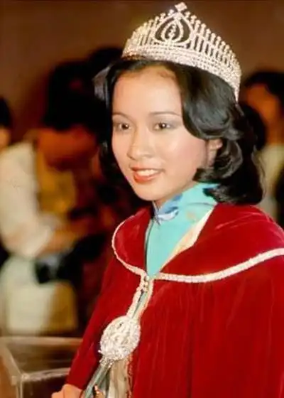 朱玲玲闻"变性港姐"惊愕 避谈郭晶晶结婚传闻