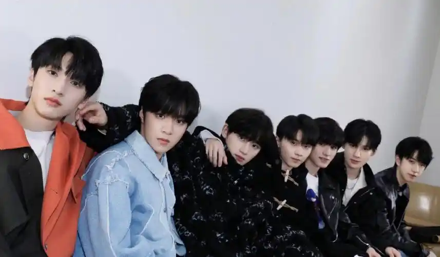 十八楼交友  #交友  #时代峰峻十八楼