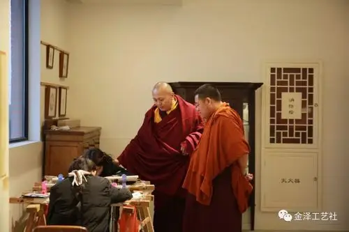 加措活佛参访金泽工艺社 gyatso rinpoches visit to the jinze art