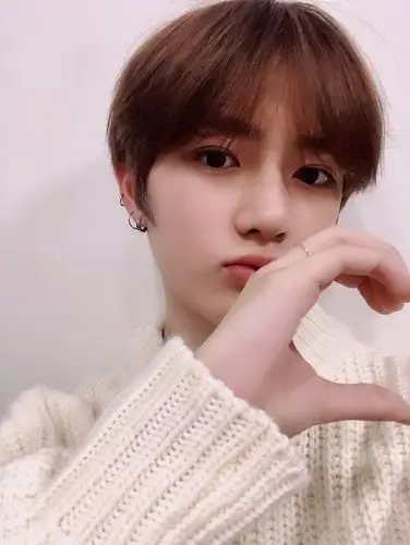 big hit新人组合tomorrow x together的意义是"不同