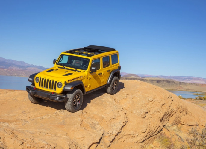 一起爬山吗?盘点几款能带你翻山越岭的越野车_太平洋号