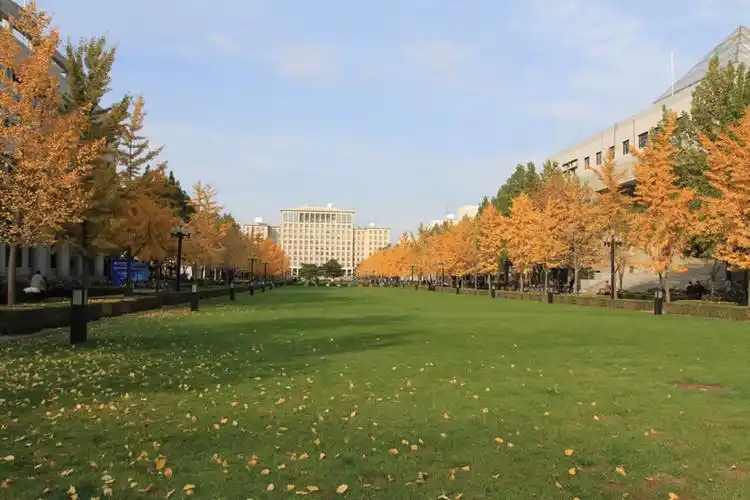 中国十大景色最美的校园(转载)