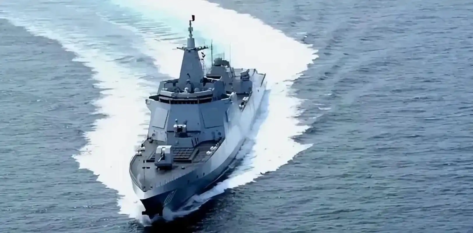 俄罗斯北风之神是镇国之宝,中国055大驱只能说是大国重器.