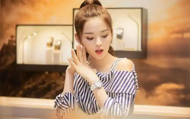 娱乐连连看:肖战,杨超越,黄晓明,孙俪,胡先煦,董璇