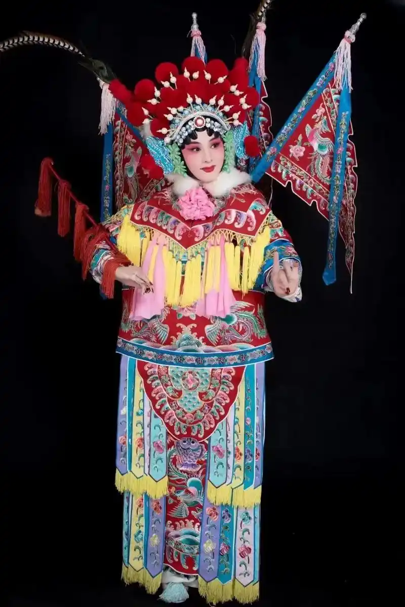 穆桂英下山@豫剧美慧小妹 #青年戏曲传播者 #谁说戏曲不抖音 - 抖音