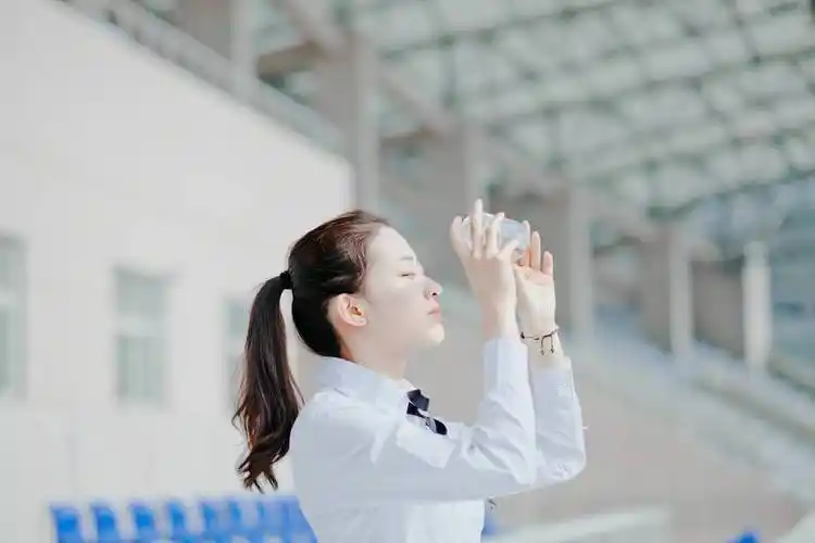 原创事实证明留这种发型的初中女生普遍缺乏自信父母千万别大意