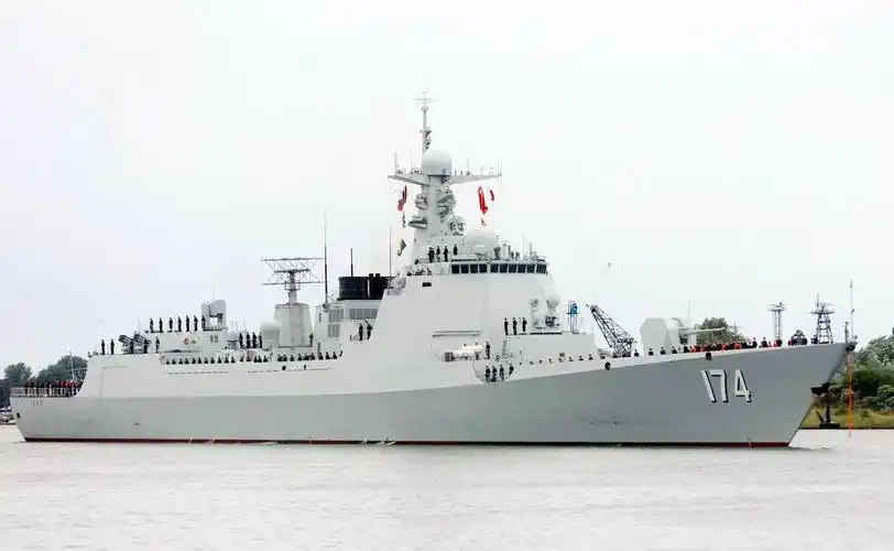 p>合肥舰舷号174,是继昆明舰,长沙舰之后中国第三艘新一代052d型导弹