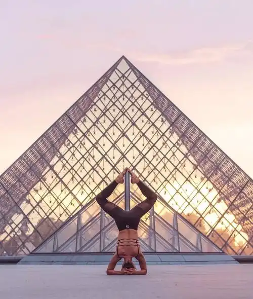 这12种瑜伽头倒立,你做过没有?