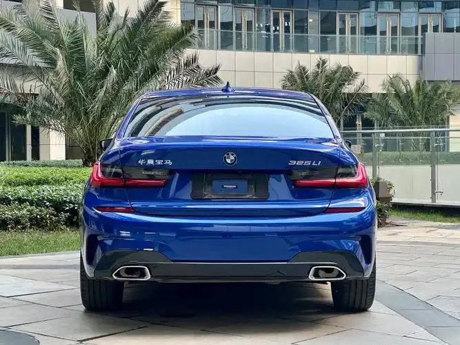 宝马 宝马3系  2021款 325i m运动套装图片